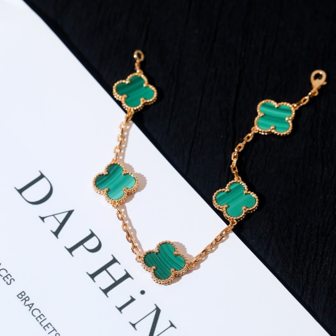 Van Cleef & Arpels Vintage Alhambra Gold Bracelet with Malachite